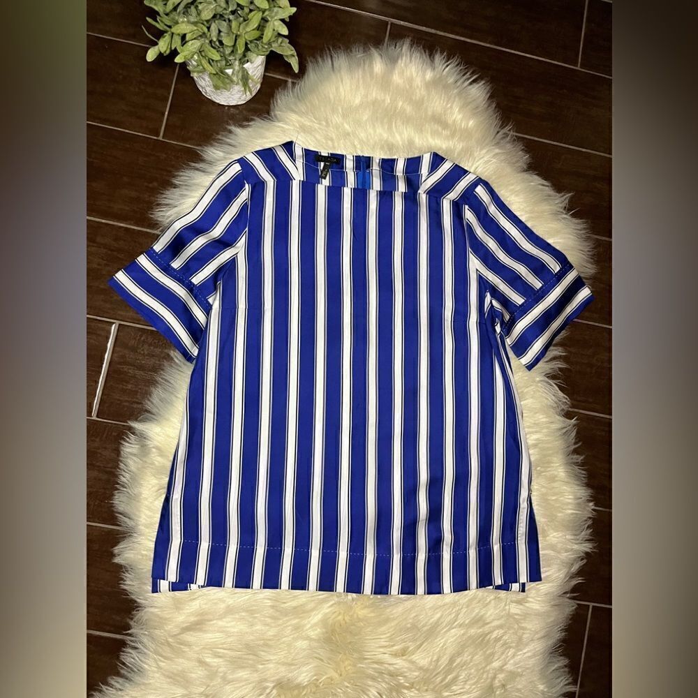 Escada 100%Silk royal blue/white striped blouse sz 36 small